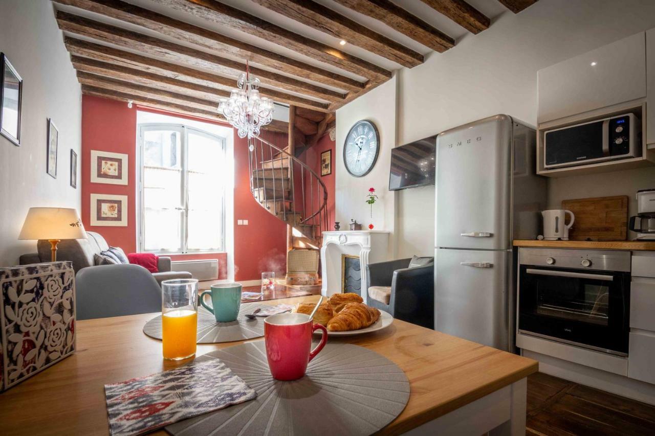 Le Relais Du Petit Lion Apartamento Blois Exterior foto